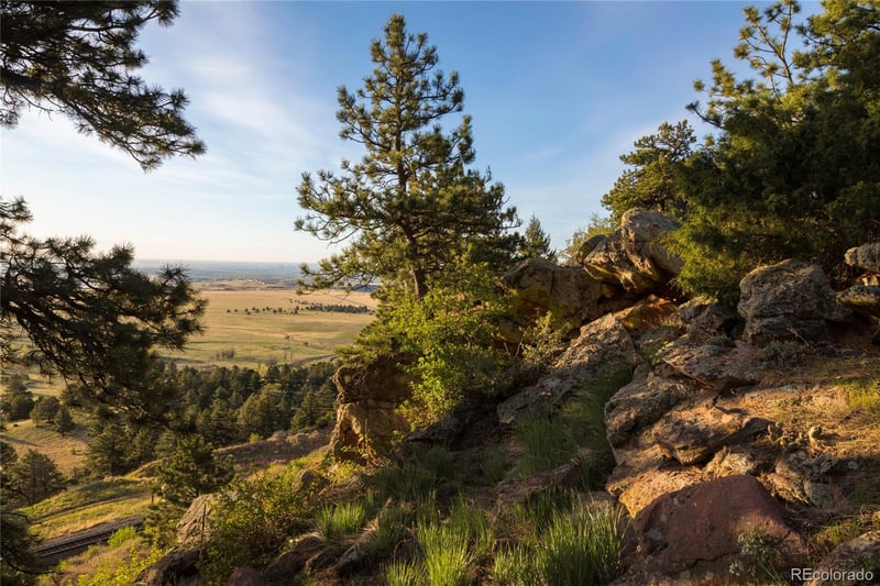 28 Moffat Rd, Arvada, CO 80403