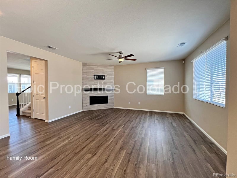 24231 40th Ave, Aurora, CO 80019