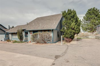 2512 Worchester Ct #F, Aurora, CO 80014