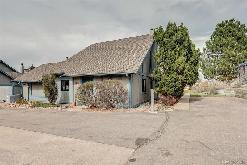 2512 Worchester Ct #F, Aurora, CO 80014