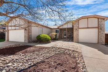 3649 Killarney St, Aurora, CO 80013