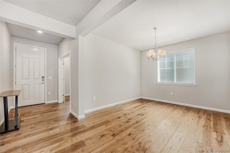 27942 Glasgow Pl, Aurora, CO 80016