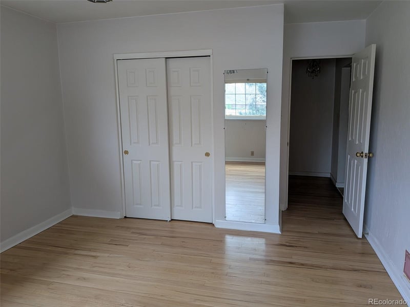 8225 19th Ave, Lakewood, CO 80214