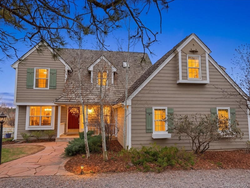 19402 Caley Dr, Centennial, CO 80016