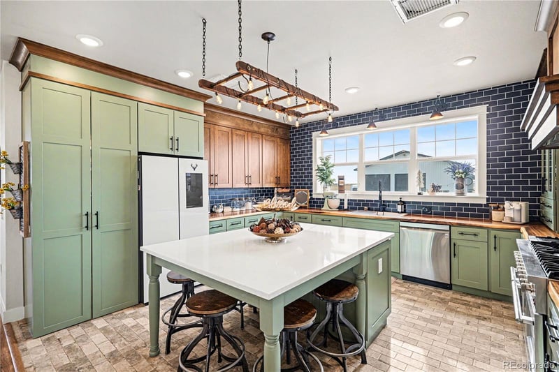 1065 Rising Sun Ave, Elizabeth, CO 80107