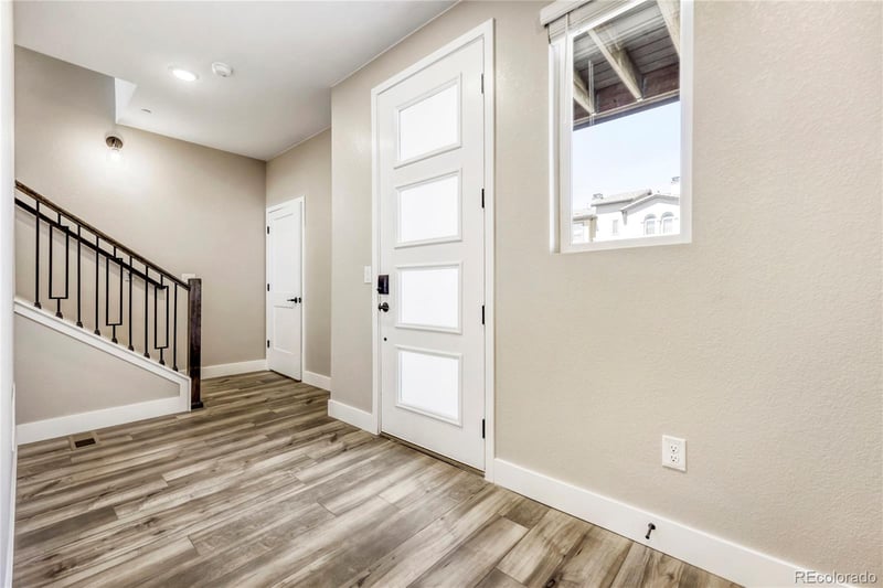 15558 Washburn Ave, Lakewood, CO 80228