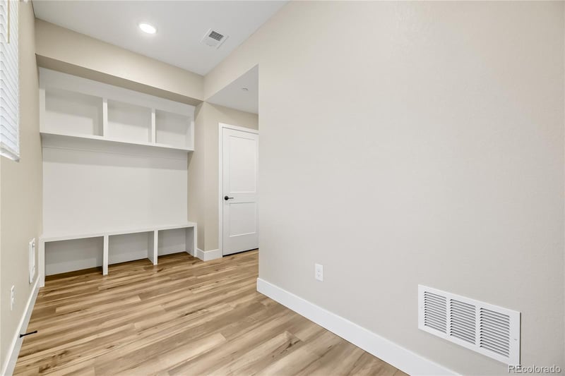 15534 W Washburn Ave, Lakewood, CO 80228