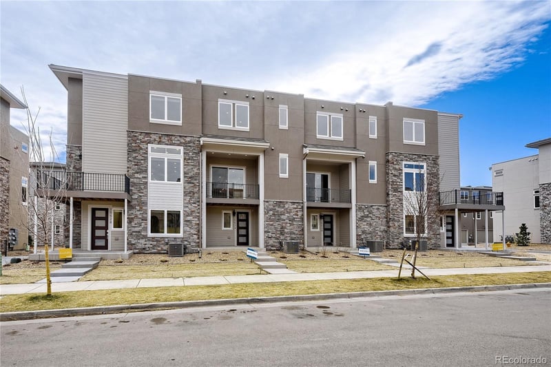15534 W Washburn Ave, Lakewood, CO 80228
