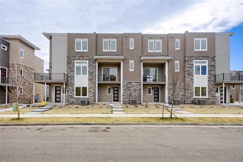 15534 Washburn Ave, Lakewood, CO 80228