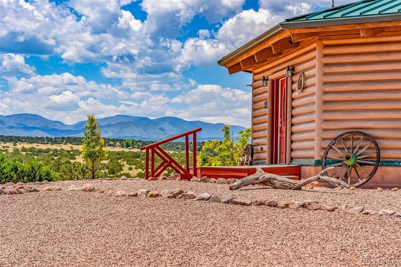 1747 Newton Rd, Pueblo, CO 81005