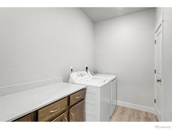 265 High Point Dr #203, Longmont, CO 80504