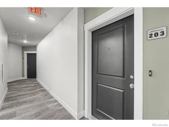 265 High Point Dr #203, Longmont, CO 80504