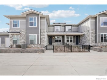 410 High Point Dr #104, Longmont, CO 80504