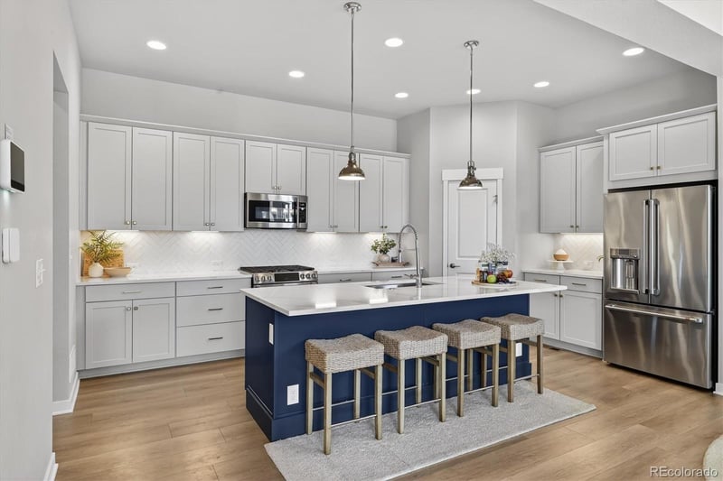 16694 Tejon Ln, Broomfield, CO 80023