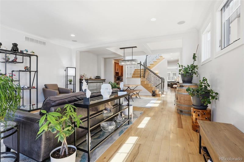 66 Jackson St, Denver, CO 80209