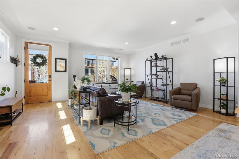 66 Jackson St, Denver, CO 80209