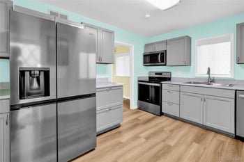 1201 Hanover St, Aurora, CO 80010