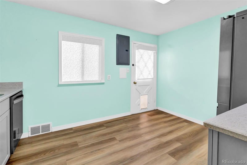 1201 Hanover St, Aurora, CO 80010