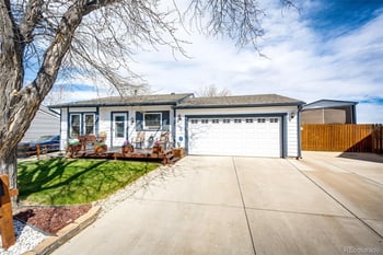 20571 Coolidge Pl, Aurora, CO 80011