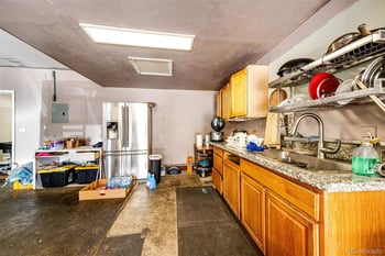 6799 52nd Ave, Arvada, CO 80002