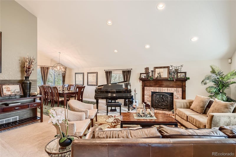 533 Sage Cir, Highlands Ranch, CO 80126