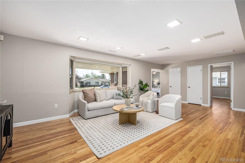 2540 Jasmine St, Denver, CO 80222