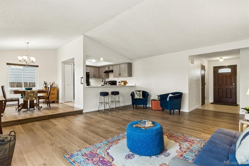 1909 Sandhurst Dr, Castle Rock, CO 80104