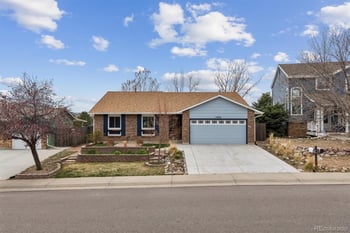 1909 Sandhurst Dr, Castle Rock, CO 80104