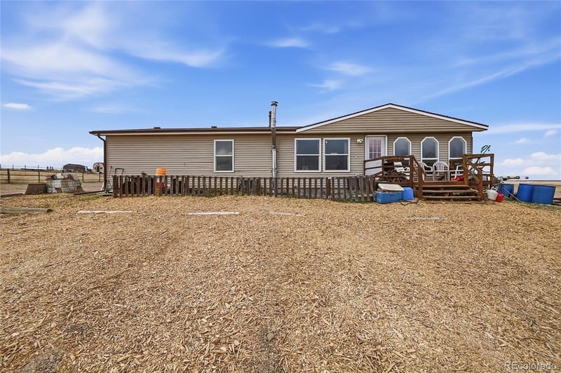 9151 Sun Country Dr, Elizabeth, CO 80107