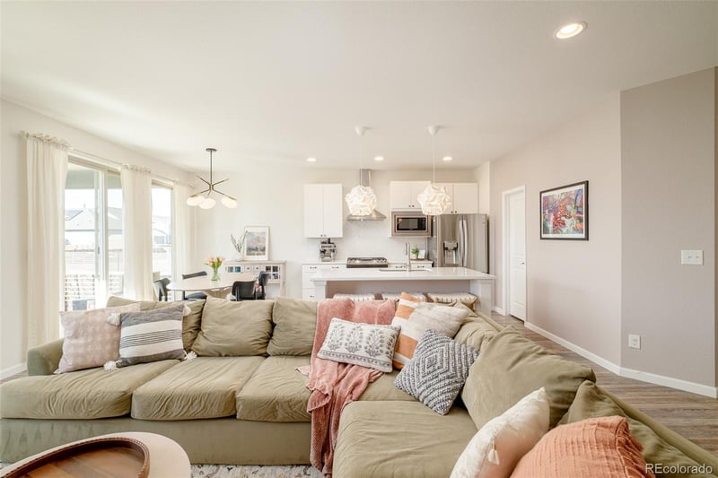 26810 Cedar Ave, Aurora, CO 80018