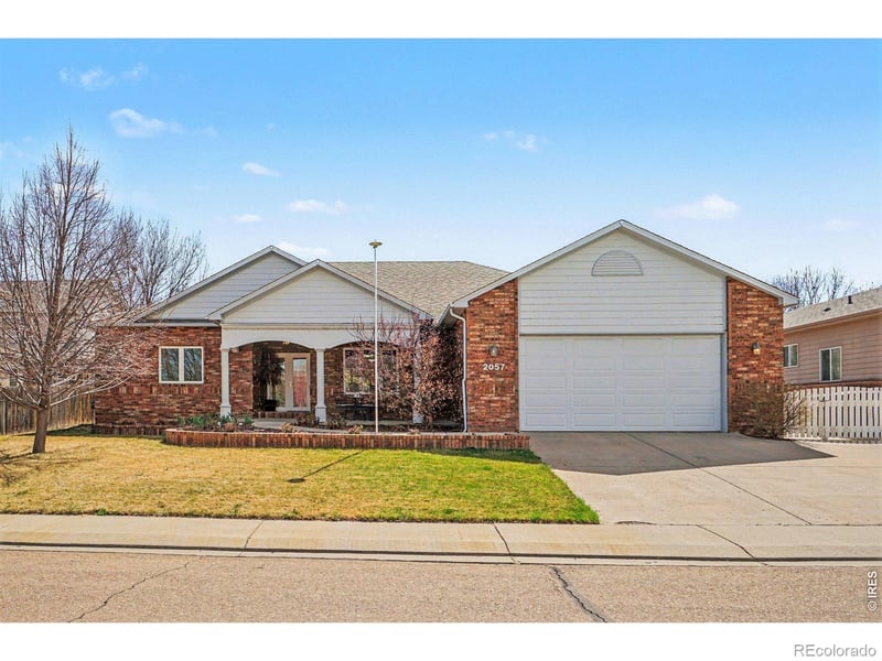 2057 Falcon Dr, Longmont, CO 80503