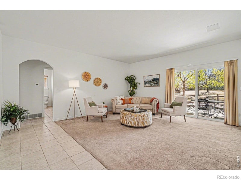 2057 Falcon Dr, Longmont, CO 80503