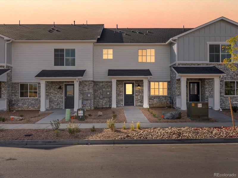 21239 65th Ave, Aurora, CO 80019