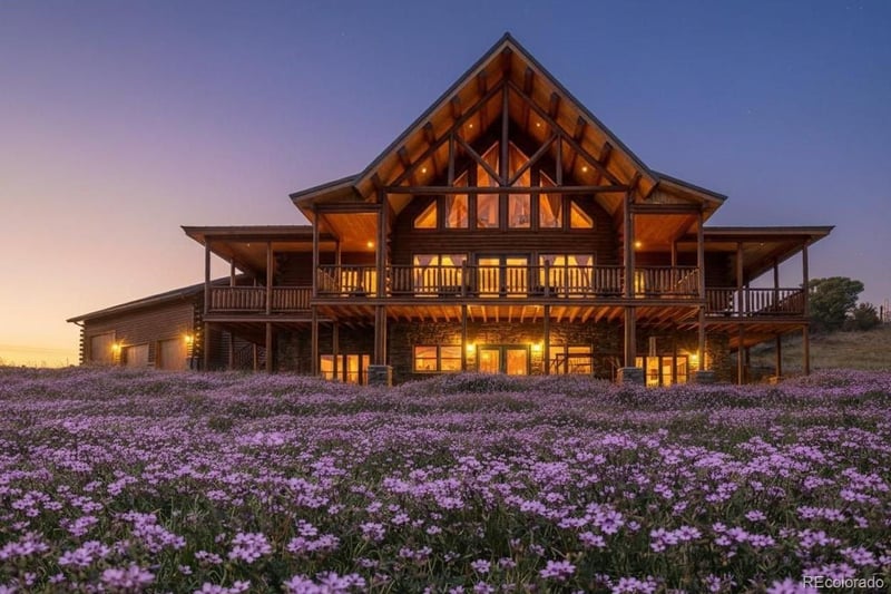 1325 Primavera Pl, La Veta, CO 81055