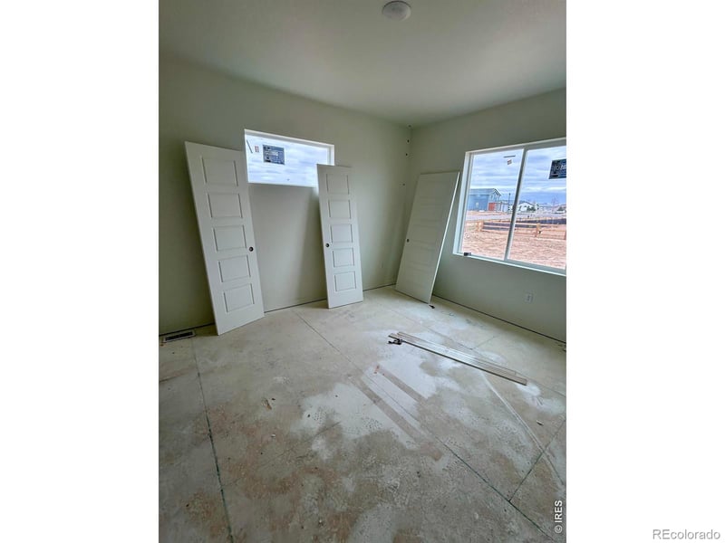 210 Buckboard Dr, Hudson, CO 80642