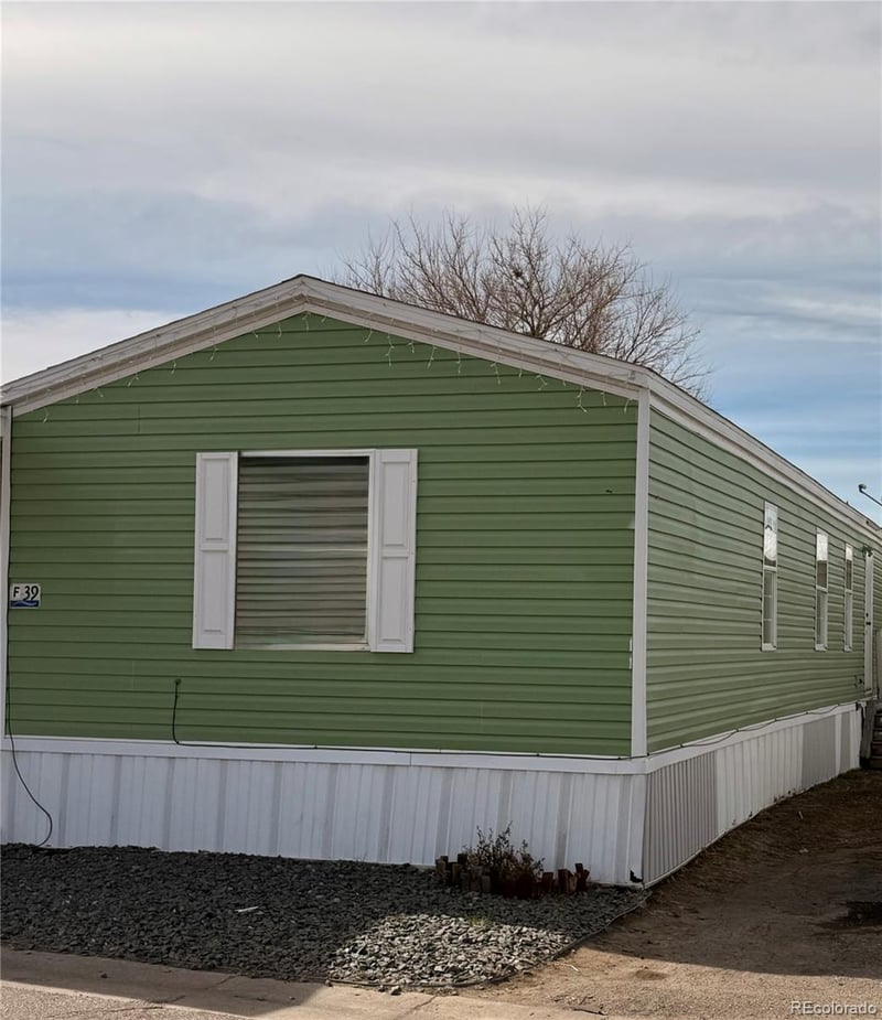 14470 13th Ave Lot F39, Aurora, CO 80011