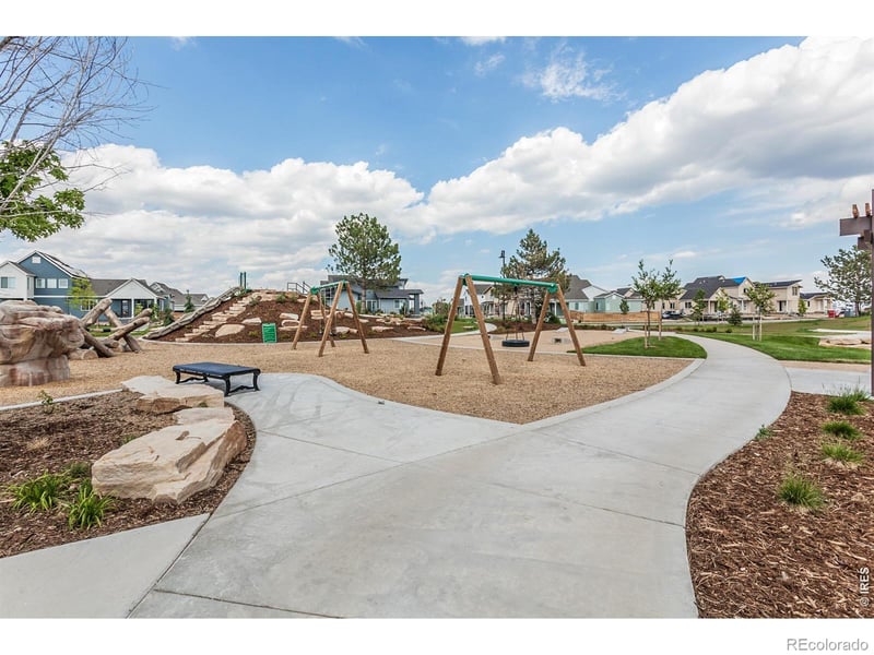 6087 Red Barn Rd, Timnath, CO 80547