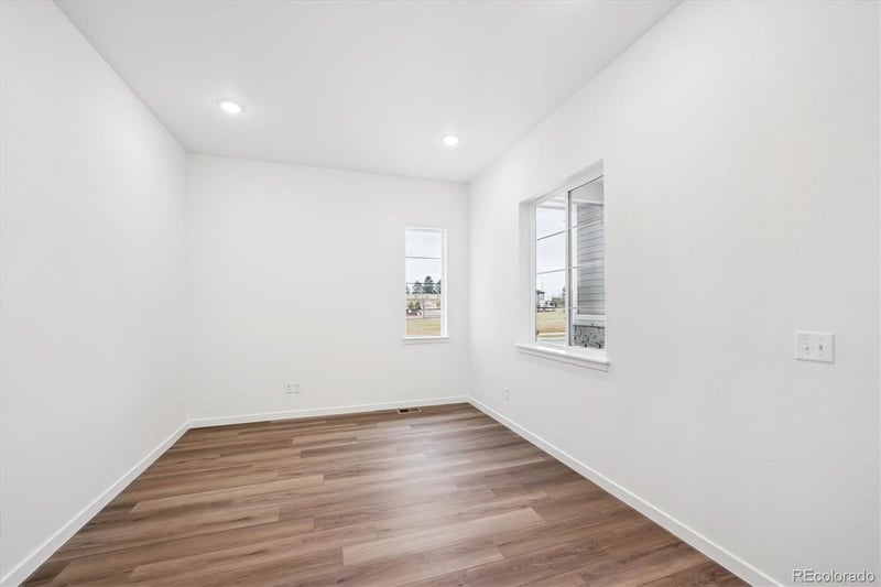 3813 Emerald Shore Cir, Loveland, CO 80538