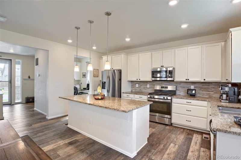 26327 3rd Ave, Aurora, CO 80018