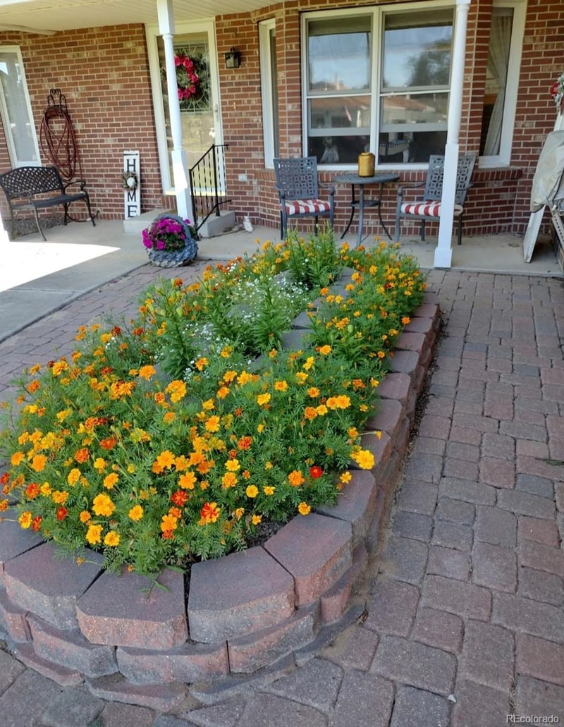 200 6th St, Flagler, CO 80815