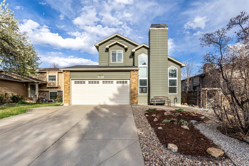 6158 Zenobia Ct, Arvada, CO 80003