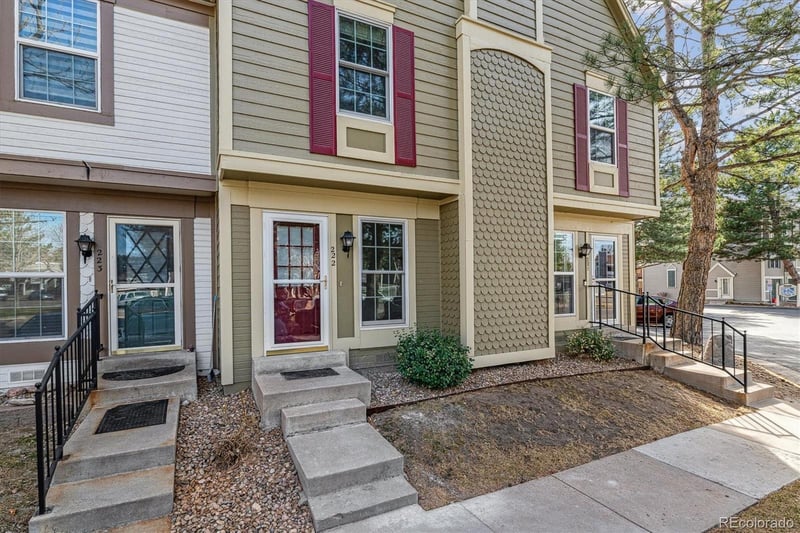 1811 Quebec Way #222, Denver, CO 80231