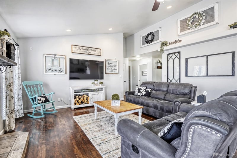 50931 32nd Ave, Bennett, CO 80102