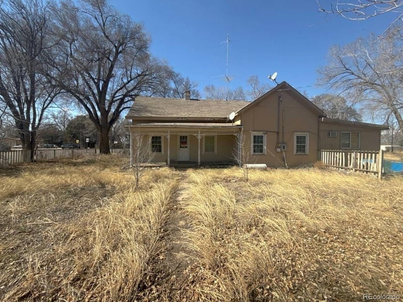 101 Mulberry St, Manzanola, CO 81058