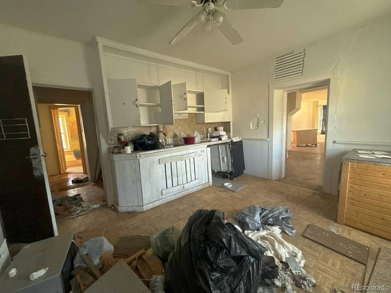 101 Mulberry St, Manzanola, CO 81058