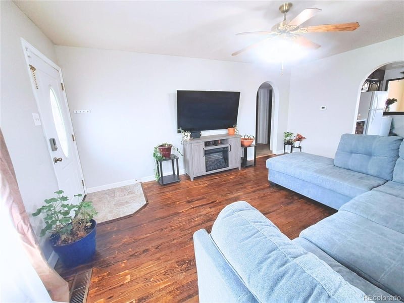 1005 Jones Ave, Pueblo, CO 81004