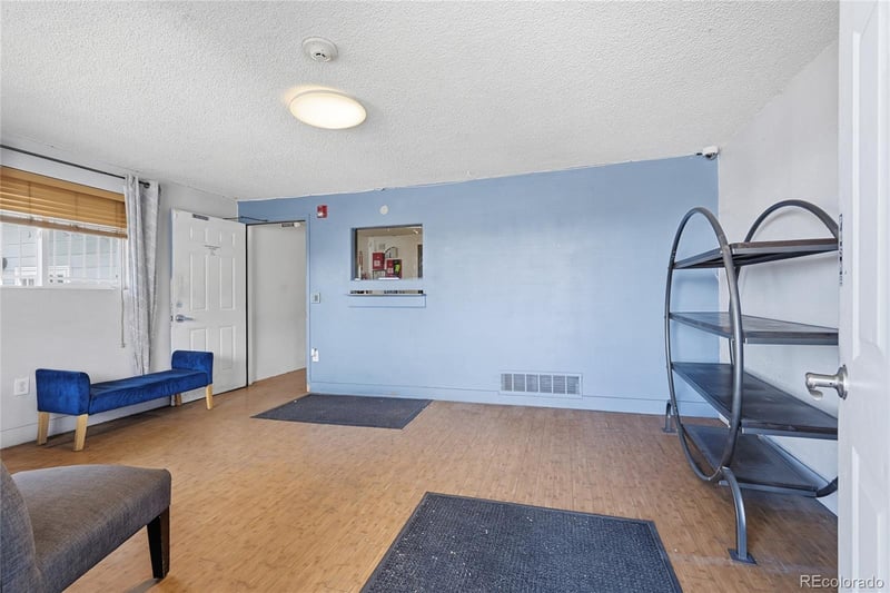 2553 Sheridan Blvd, Edgewater, CO 80214