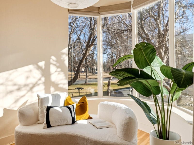 935 Monaco Pw, Denver, CO 80220