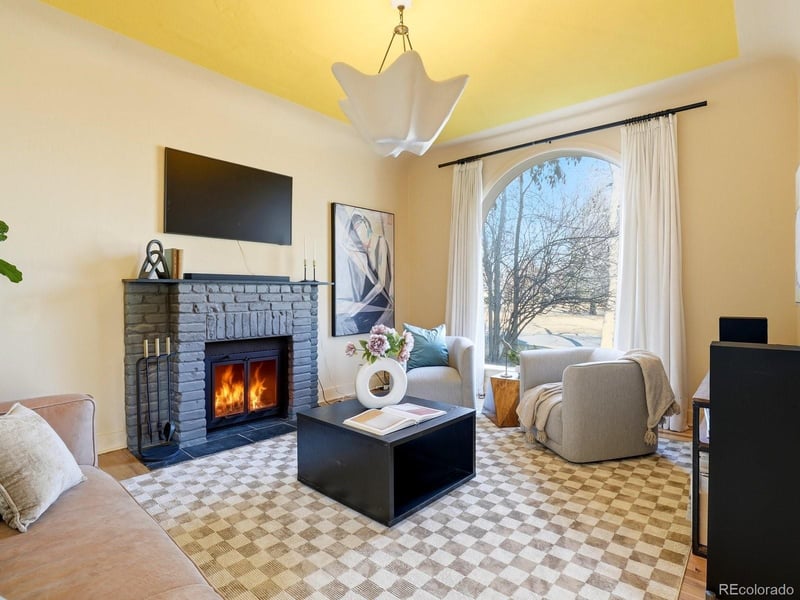 935 Monaco Pw, Denver, CO 80220