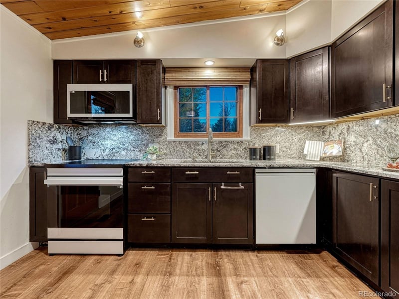 1321 W Abriendo Ave, Pueblo, CO 81004